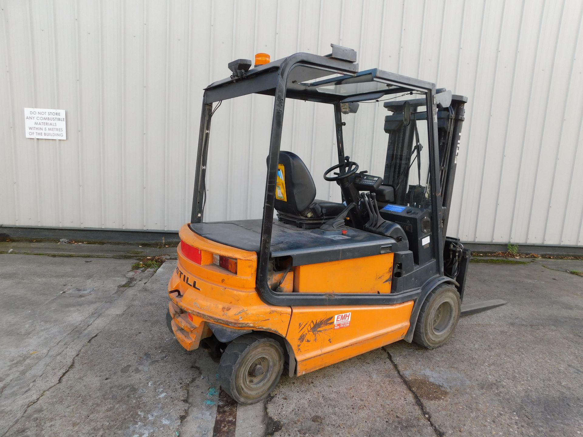 STILL R60-30 Electric Forklift Truck, Serial Number: 516025010659, 3000kg Capacity with Charger ( - Image 5 of 13