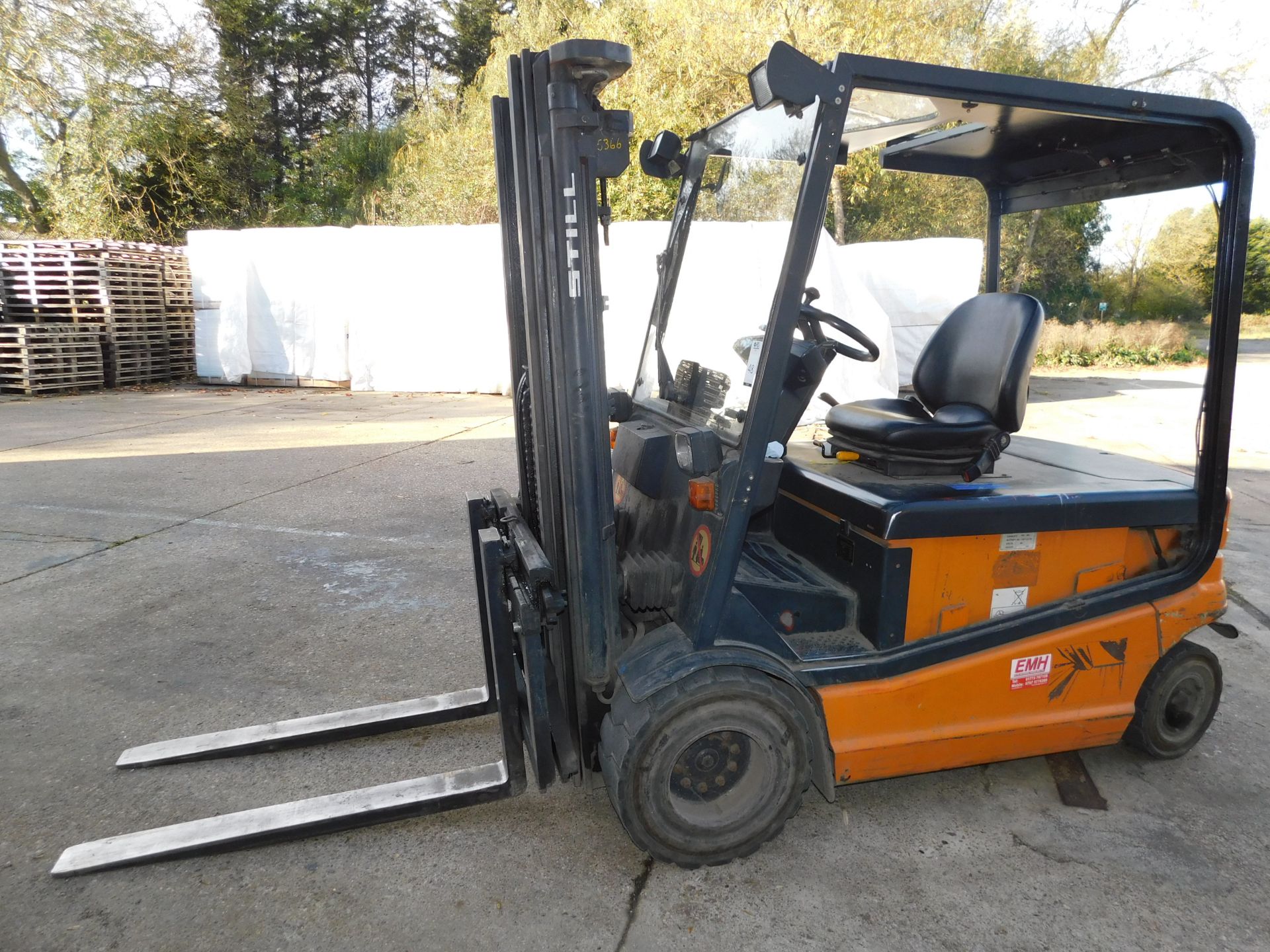 STILL R60-30 Electric Forklift Truck, Serial Number: 516025010659, 3000kg Capacity with Charger ( - Image 2 of 13