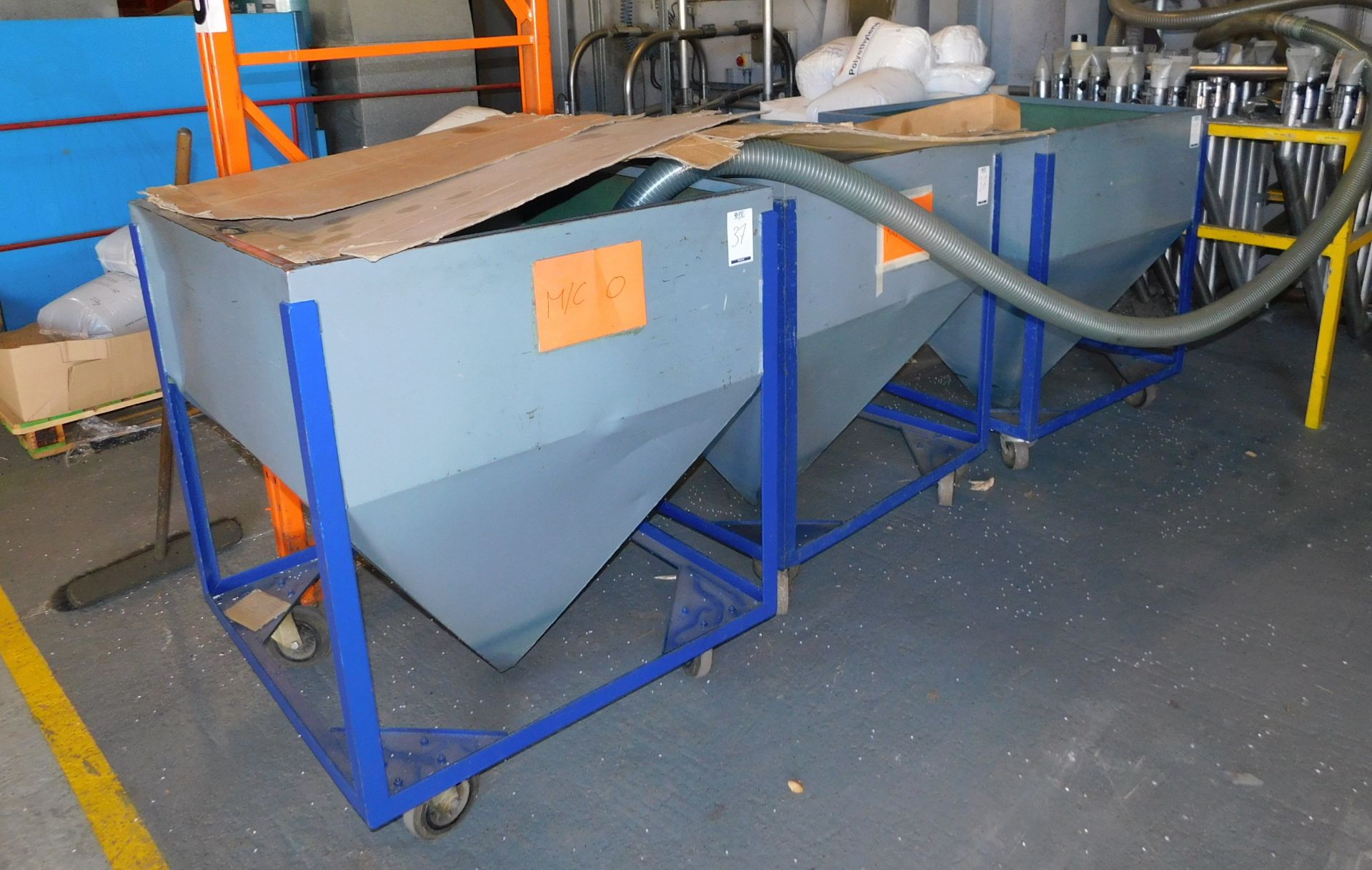 5 Mobile Raw Material Hopper Units - Image 2 of 3