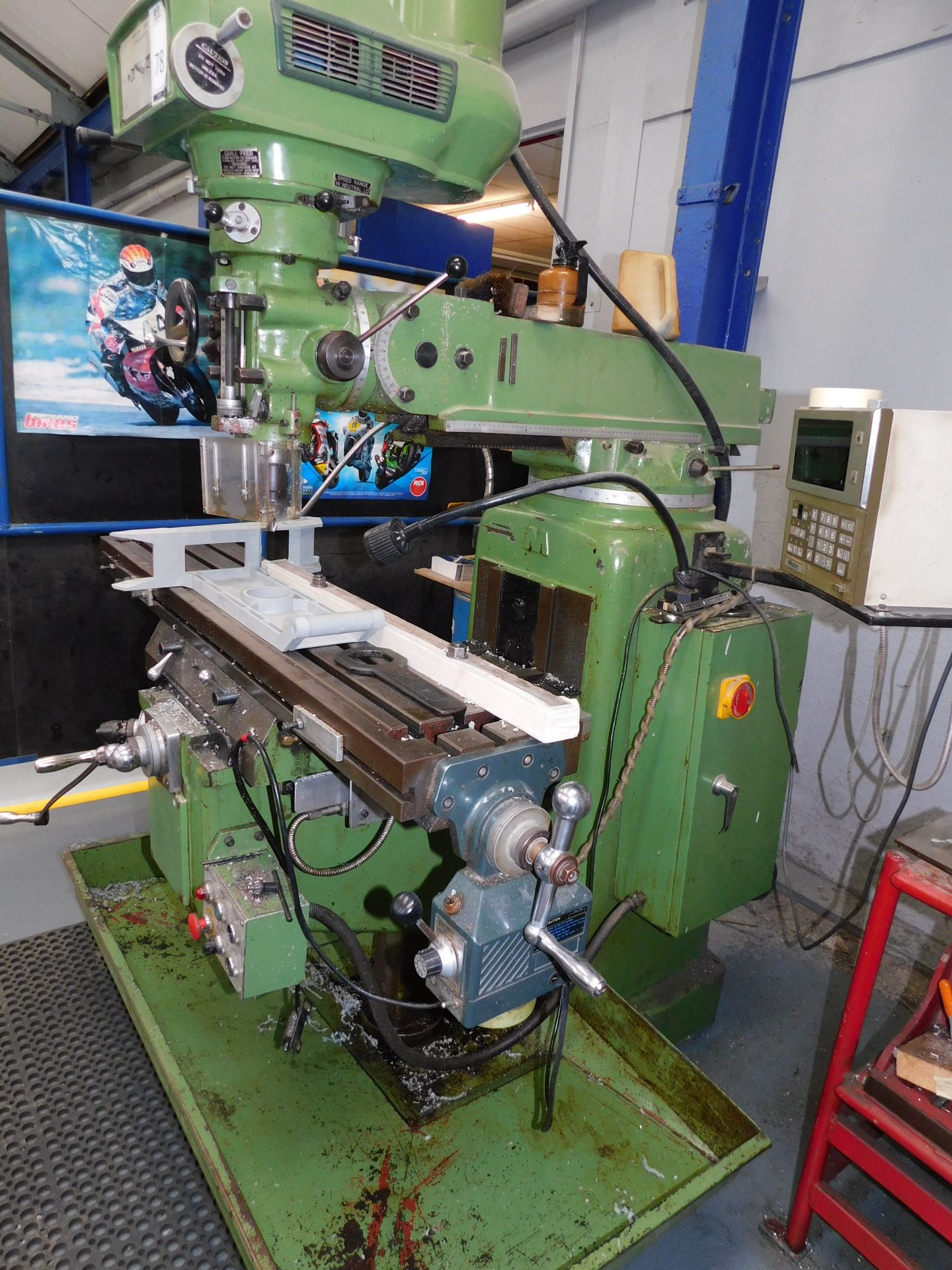 Lilian 3VH Universal Milling Machine with Mitutoyo 2 Axis Digital Read Out - Image 4 of 8