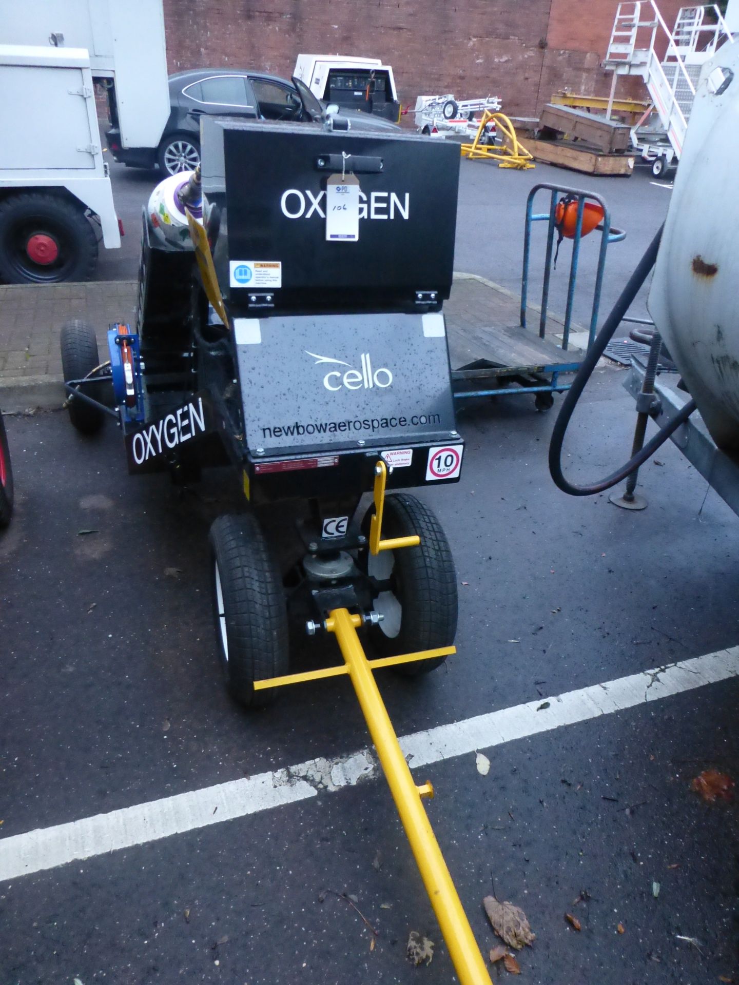 Newbow Aerospace NB0T-2 (2015) Easy Load Twin Bottle Oxygen Service Cart, Plant No: Cello 12 ( - Image 3 of 4