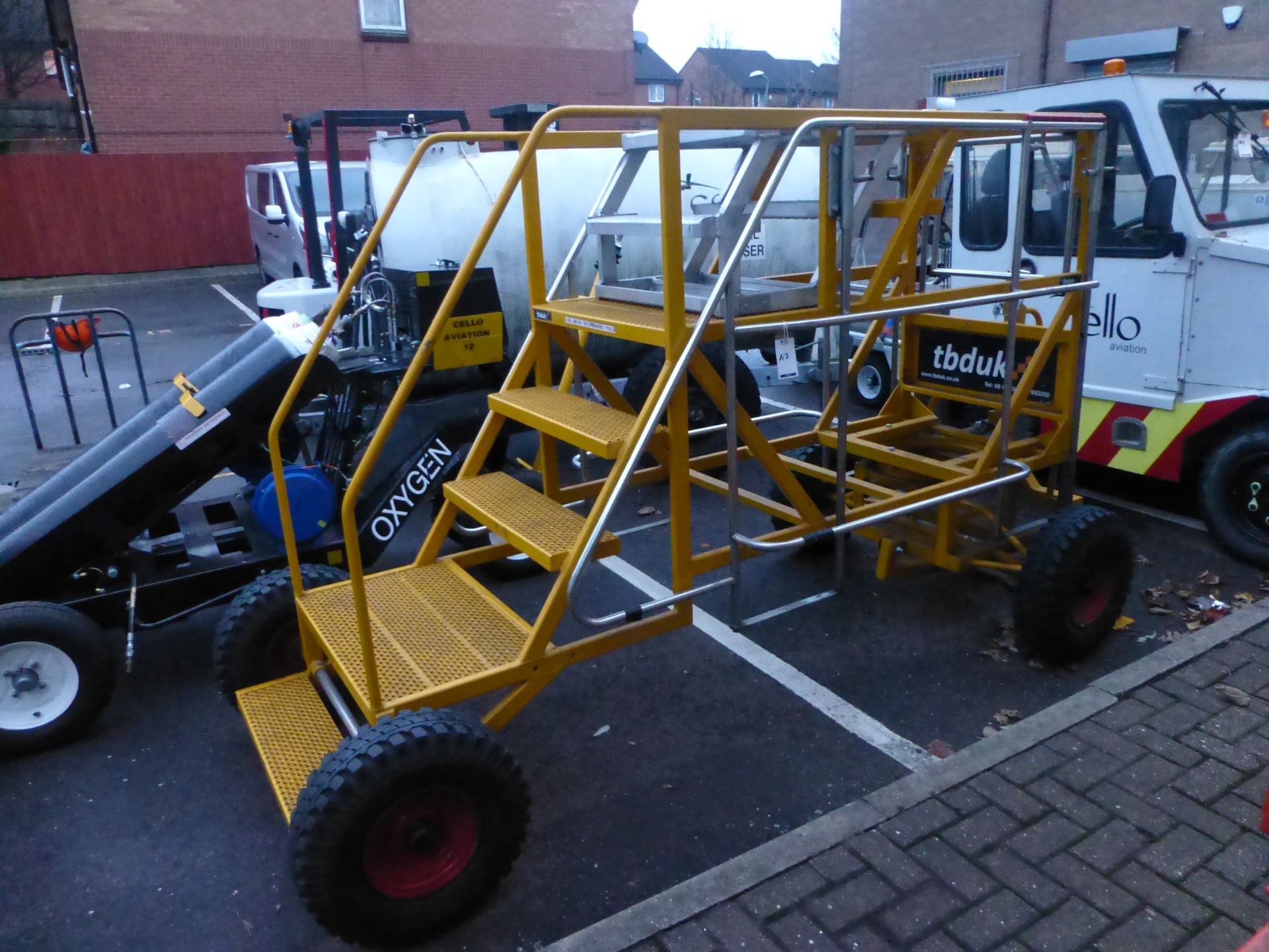 T B Davies 6004-051 Mobile Nose/Landing Gear Inspection 300Kg Flip Top Access Steps (2010), Plant