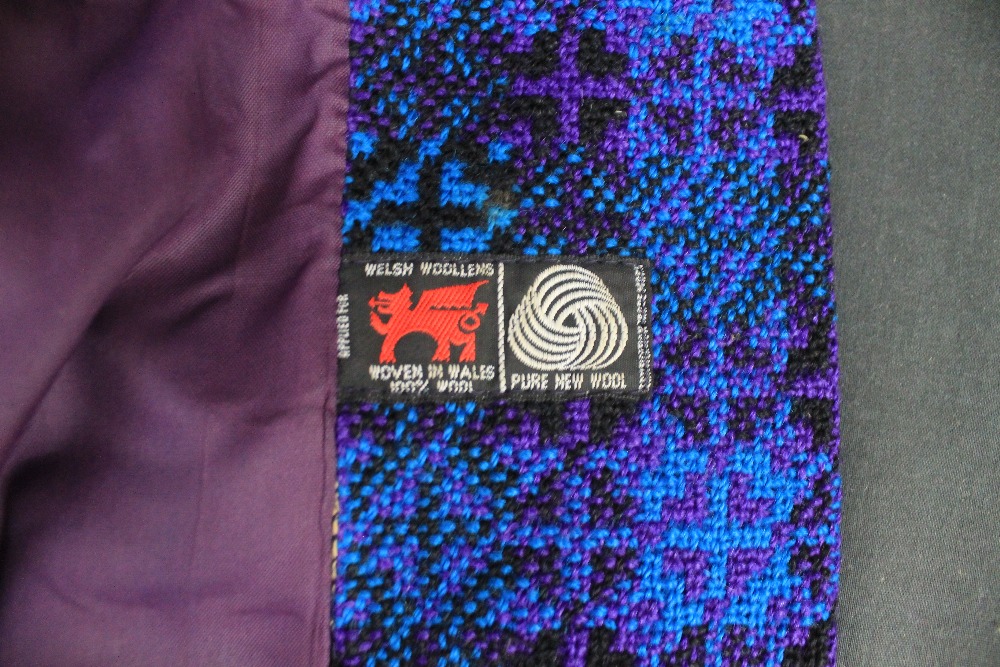 Vintage 60's/70's geometric pattern blue and purple Welsh tapestry coat with front pockets and - Image 2 of 2