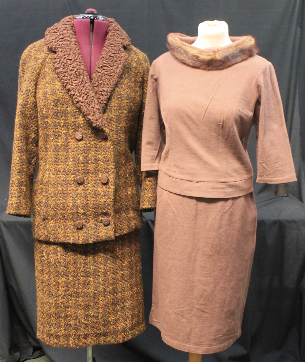 Collection of 40's - 60's vintage clothing to include: a green Golden Crest Couture wool skirt suit - Image 2 of 7