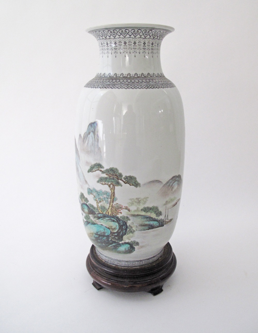 A large Chinese famille verte porcelain vase, Republic period, early 20th century of gently tapering - Image 3 of 11