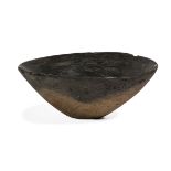 Coupe. Terre cuite de type « black top » Soudan, Kerma classique, 1750-1550 avant [...]