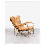 PIERRE GUARICHE 1926-1995 I FRANCE Fauteuil à oreilles modèle "Prefacto" a dossier [...]