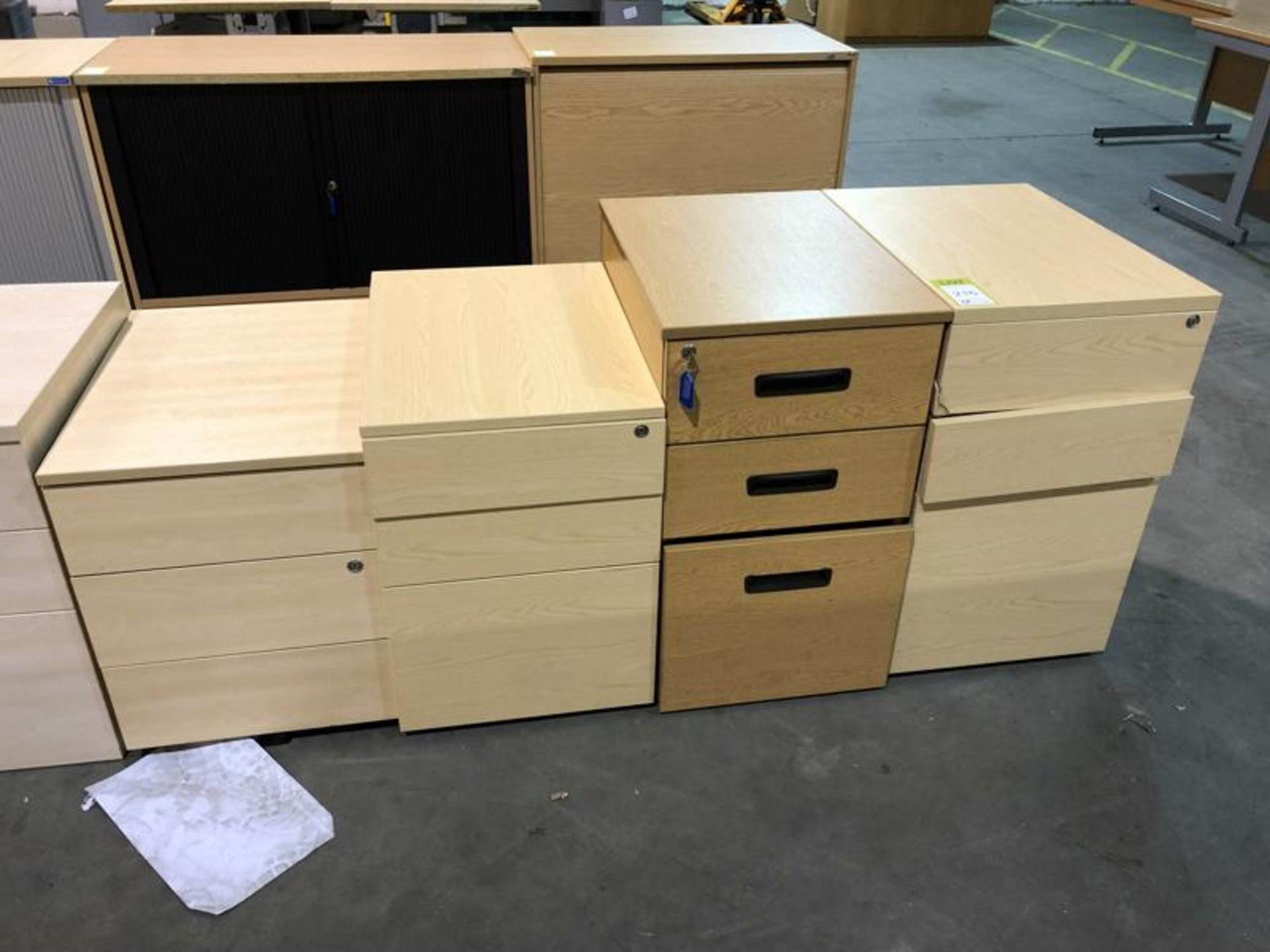 8 various drawer Pedestals - Image 3 of 3