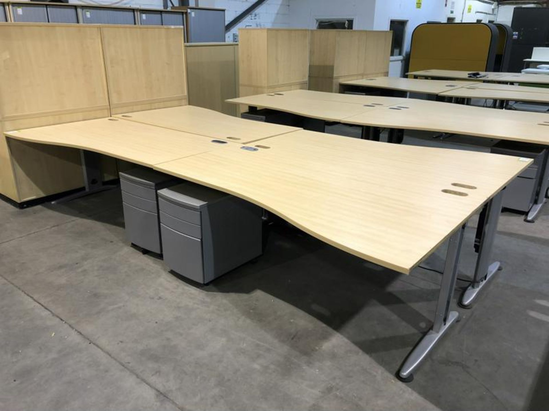 Beech effect 4-person Desk Cluster, comprising 4 w - Image 2 of 2