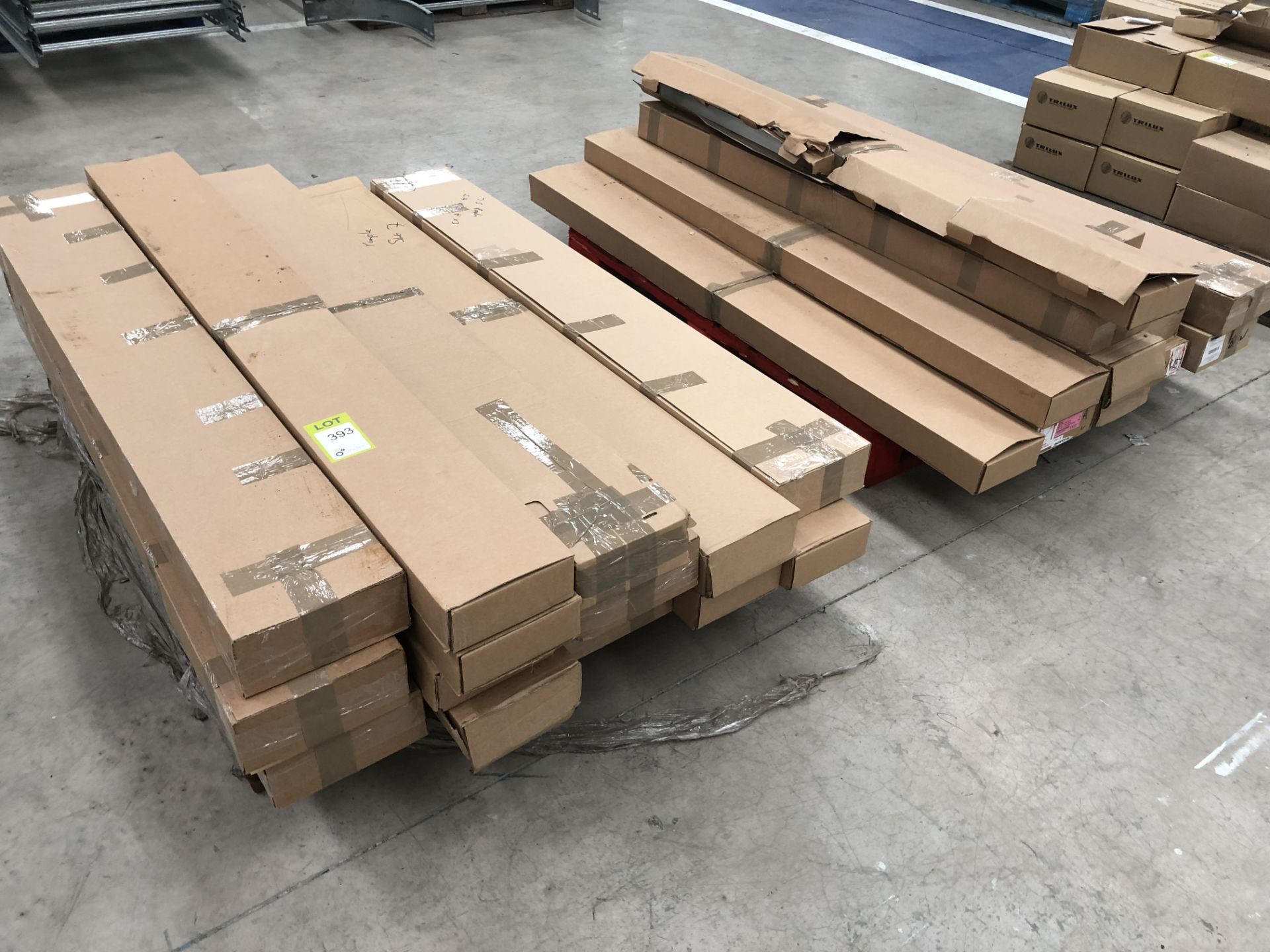 2 pallets Thorlux Strip Lighting (located in Bay 4)