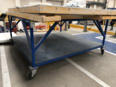 Mobile Workbench, 2000mm x 2000mm (located in Bay 4)