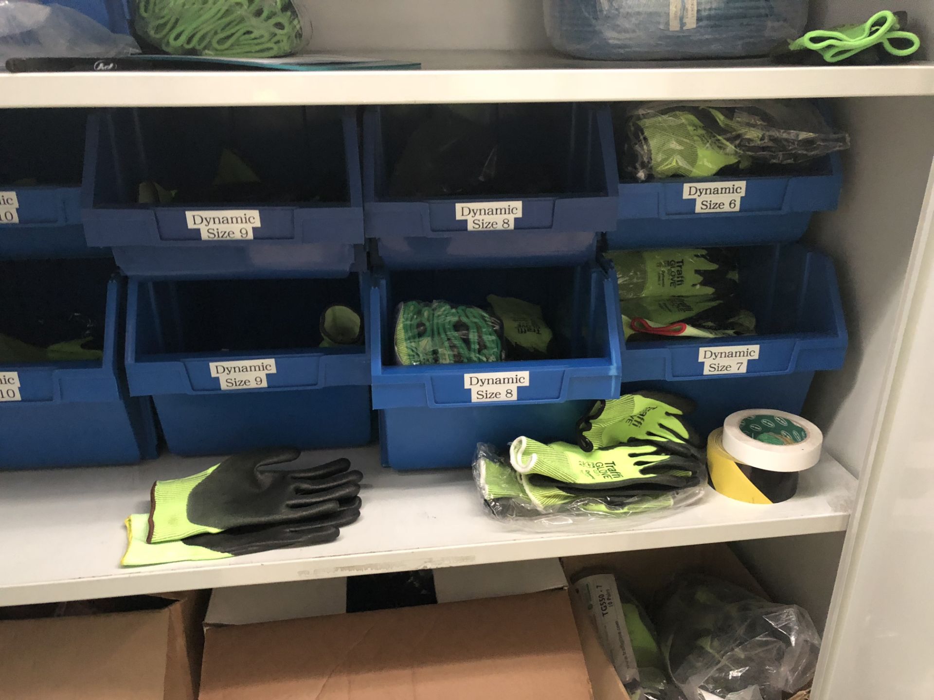 Quantity PPE to 2 cabinets and stillage, cabinets included (located in Stores) - Image 3 of 6