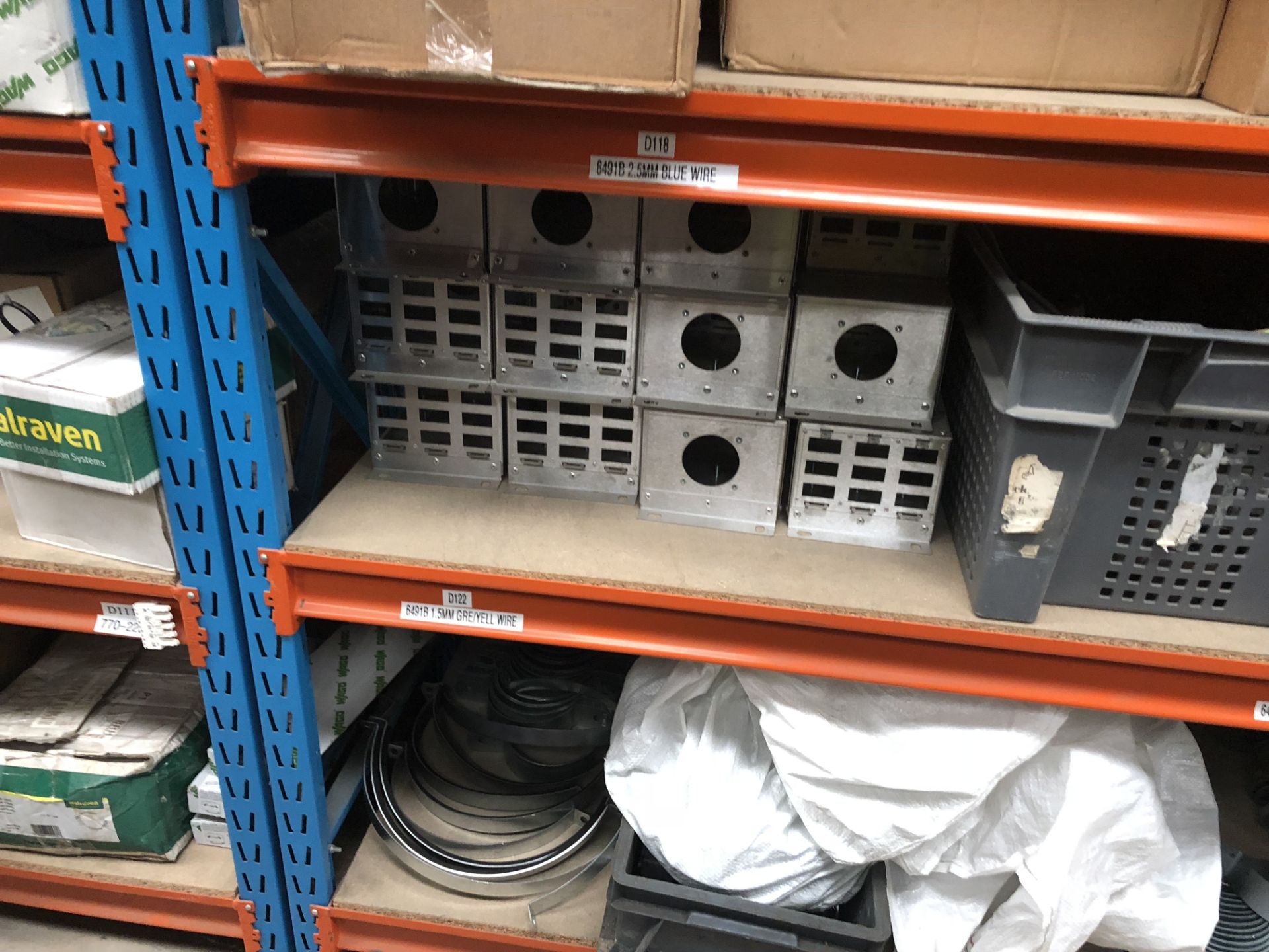Quantity Brackets, stainless steel Boxes, Clips, etc, to bay (located in Stores) - Image 3 of 6