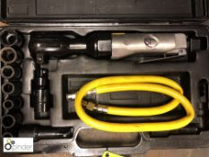 SIP 90° pneumatic Wrench with sockets and case