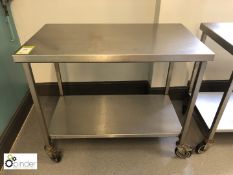 Stainless steel mobile Preparation Table, 1070mm x 600mm, with shelf under (located in Wheelright