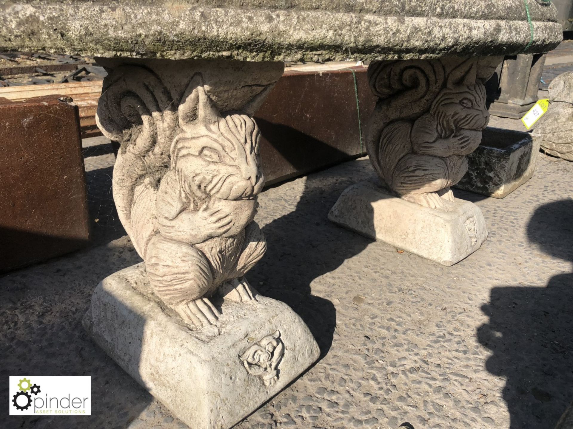 Curved Stone Seat, on carved squirrel supports - Image 2 of 2