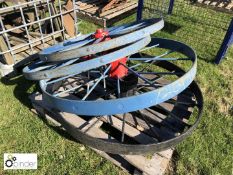 4 steel Machinery Wheels, 1200mm and 1120mm diameter