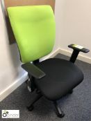 2 fully adjustable upholstered swivel Armchairs, black/green (located in Suite 18, second floor,