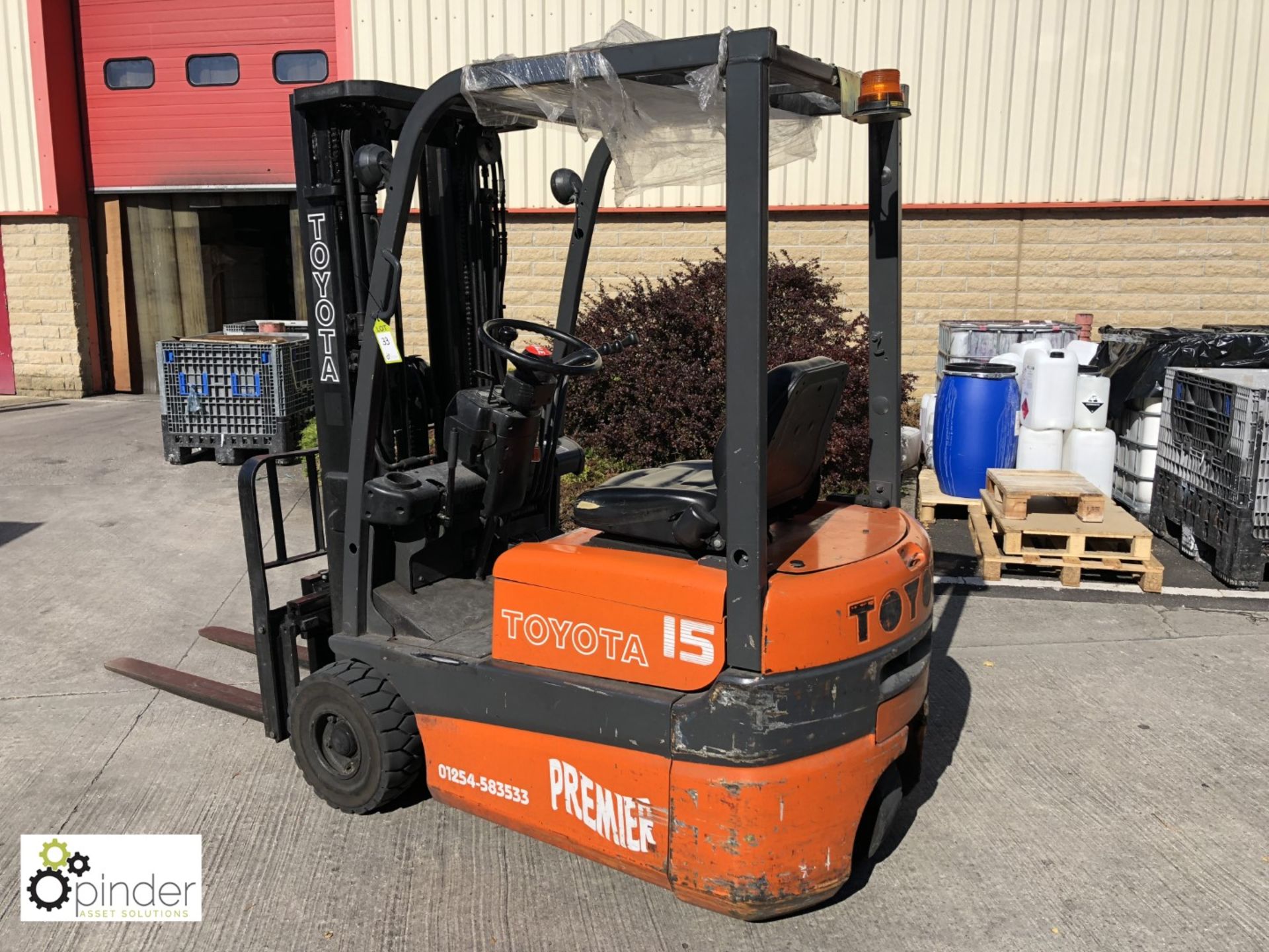 Toyota FBESF 15 3-wheel Electric Forklift Truck, 1500kg capacity, 14706hours, triplex clear view - Image 6 of 12