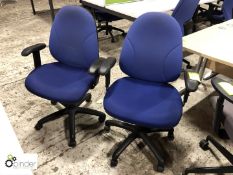 2 upholstered operators Armchairs, blue