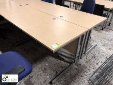 2 oak effect cantilever Desks, 1400mm x 800mm