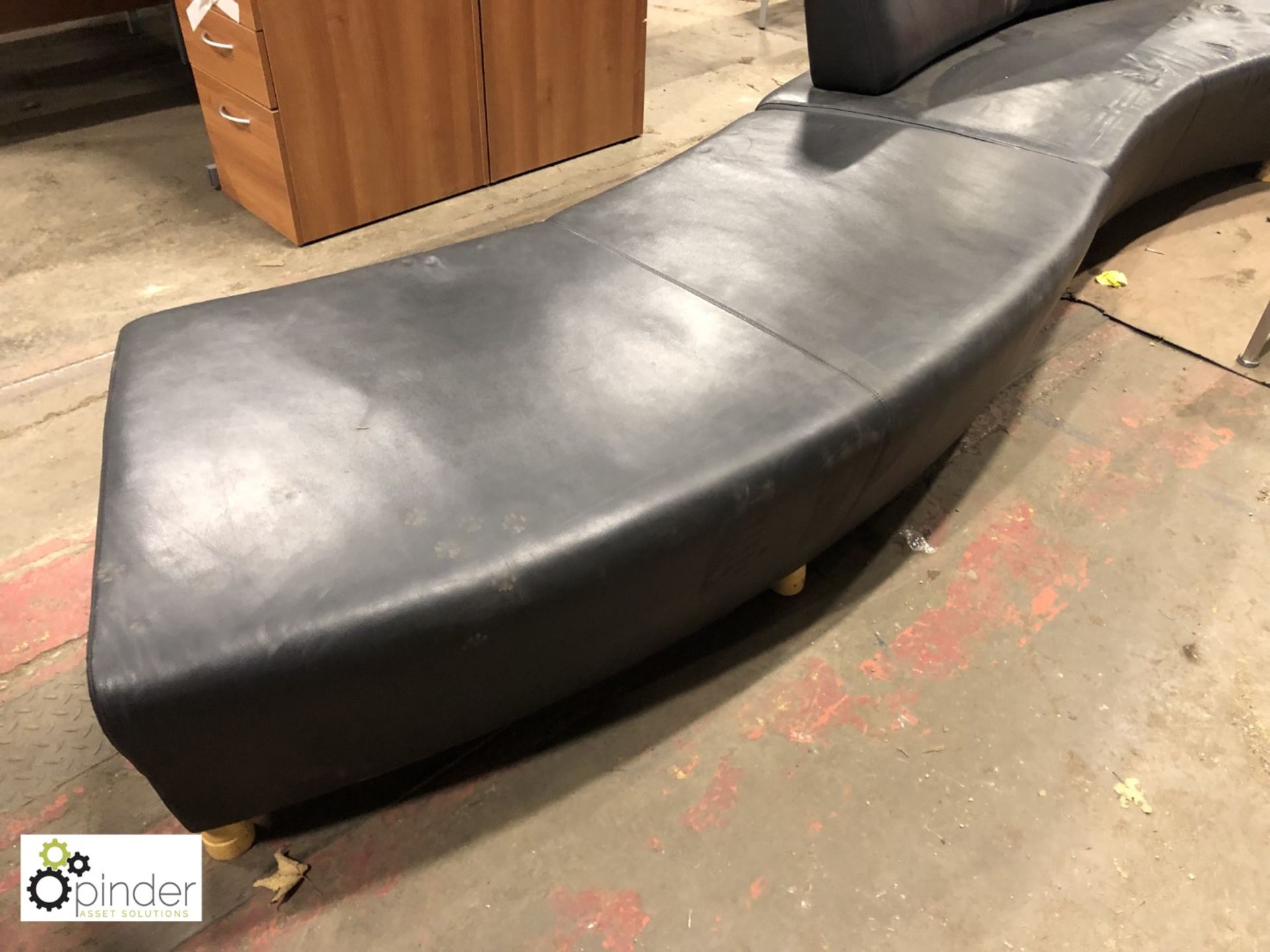 Leather 3-section Breakout Suite, overall length 5350mm, black - Image 2 of 4