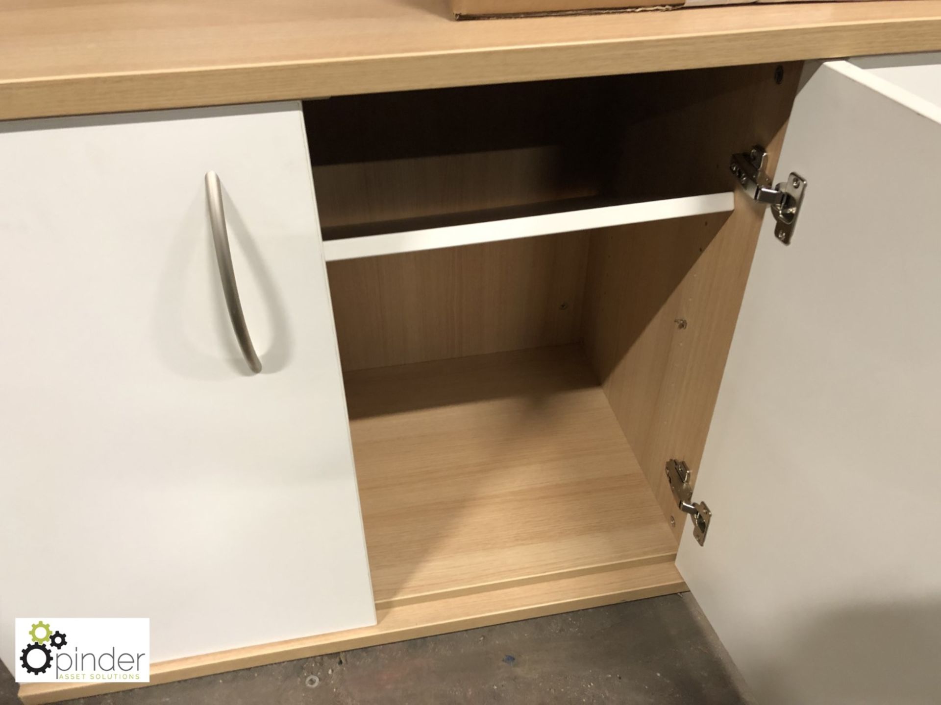 4-door Storage Cabinet, 1620mm x 500mm, cream, with oak top - Image 2 of 2