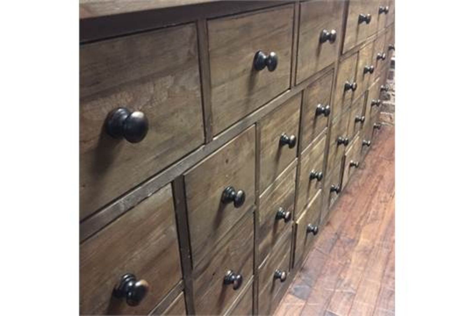 Bank 13 Drawers Tavern 125 X 54 X 87cm RRP £2250