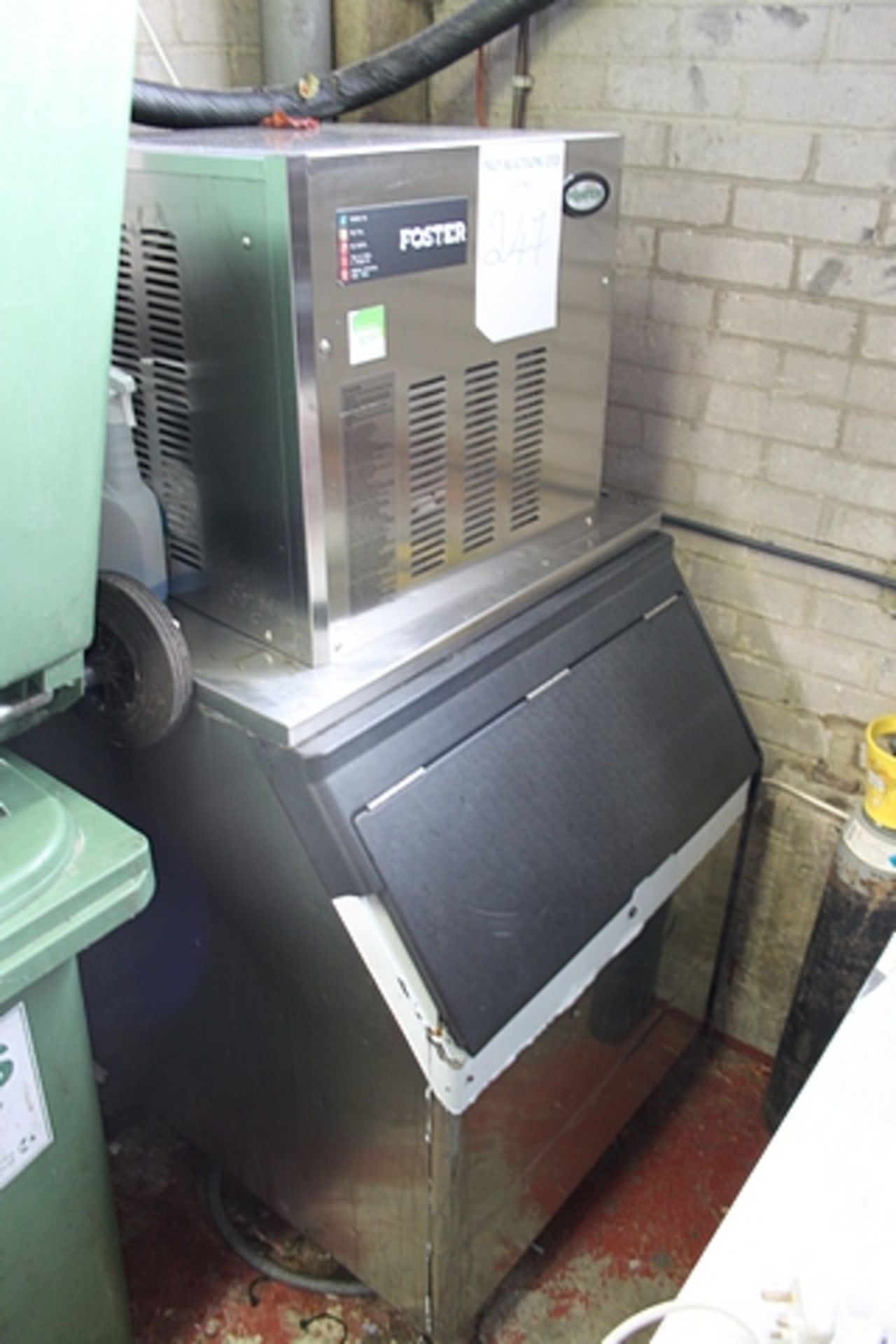 Foster FMIF220-150 29-102 Air Cooled Ice Flaker with SB 205 Bin and Lid capacity 192kg/24hr 850mm