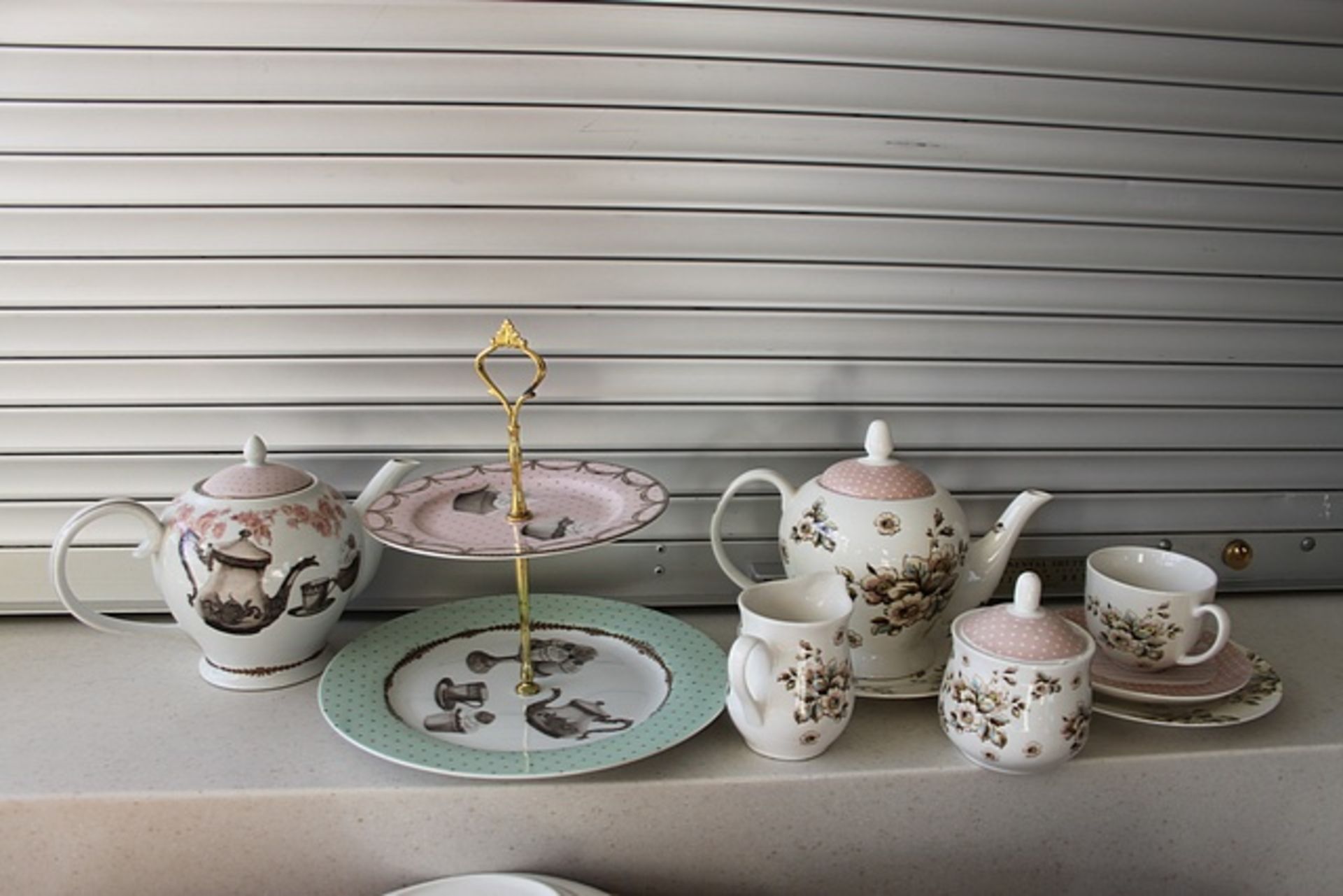 A large quantity of as new Katie Alice The Cottage Flower Collection afternoon tea service - Image 3 of 7