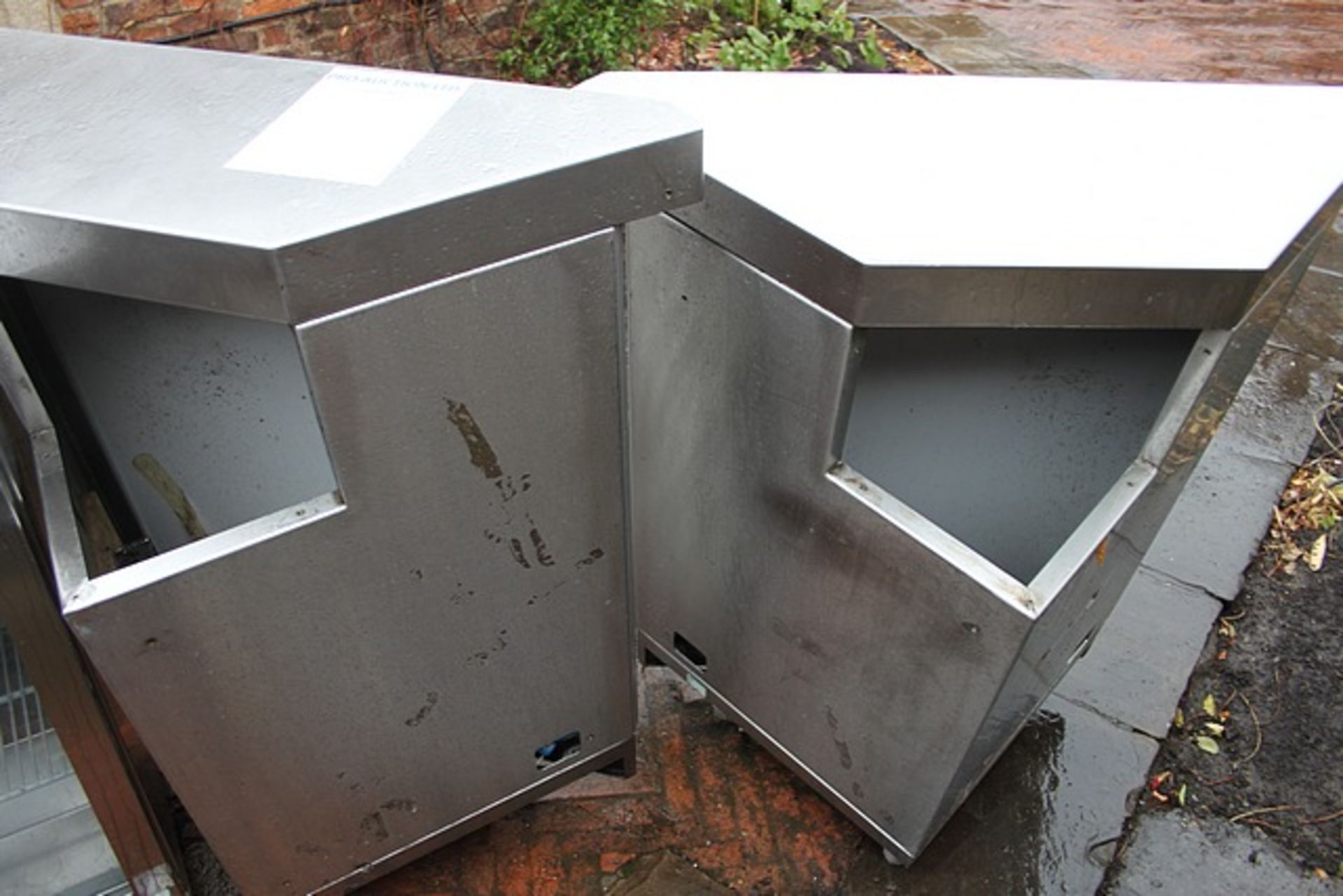 Stainless steel mobile sectional bar countering & bottle coolers - Image 5 of 10