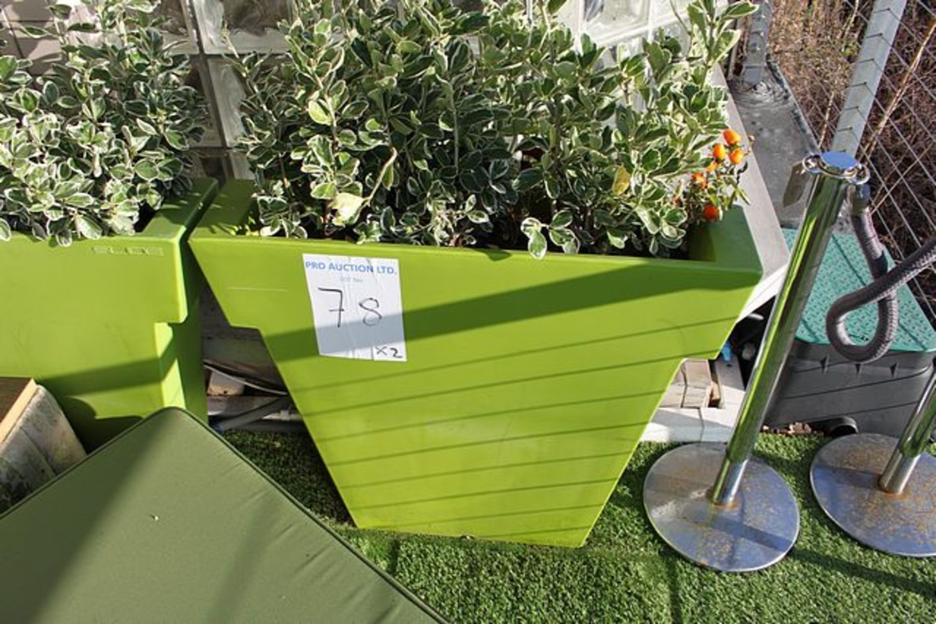 2 x Slide tub planters in green polypropylene 900mm x 200mm x 740mm complete with plant - Image 2 of 2