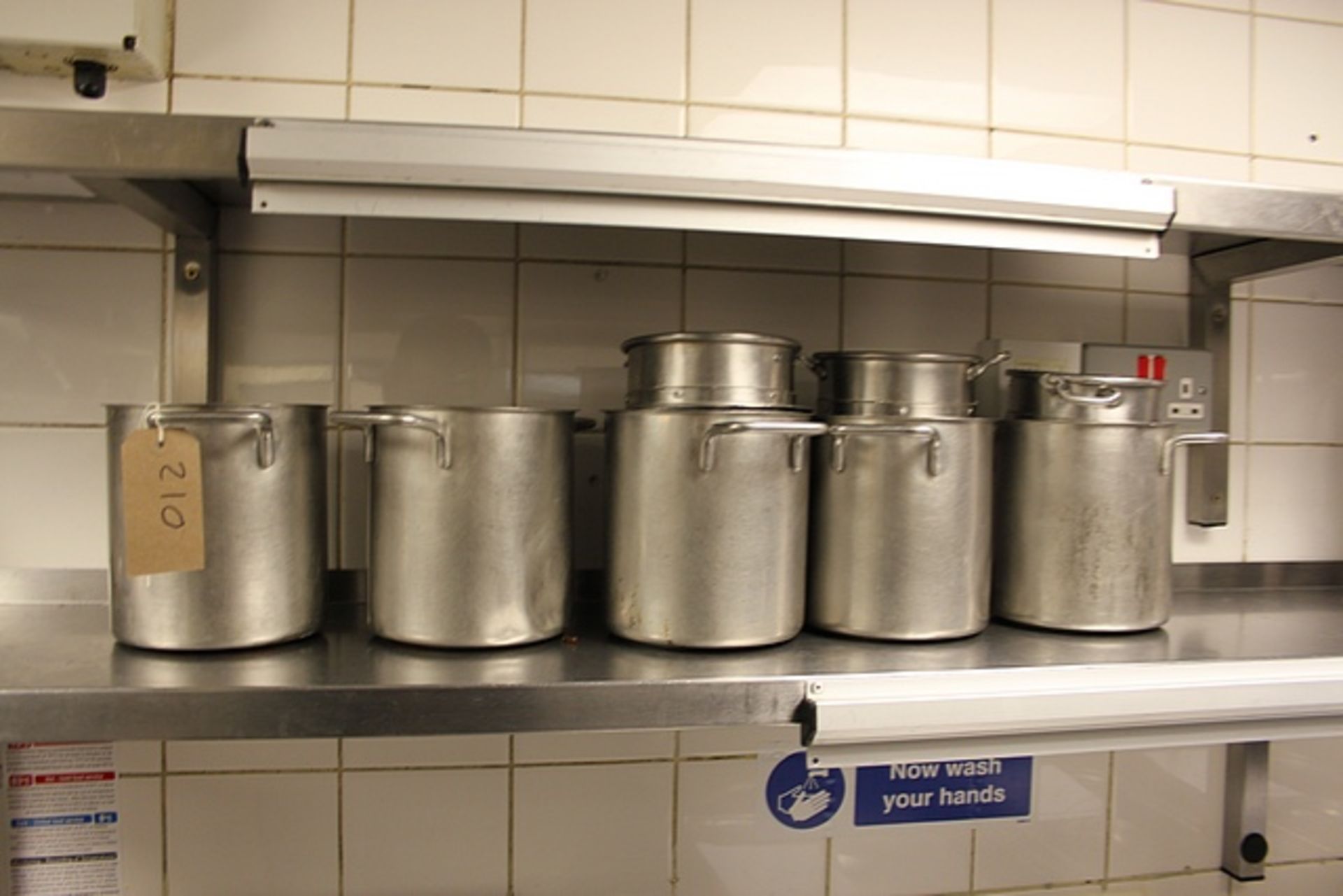 5 x stainless steel pots as lotted