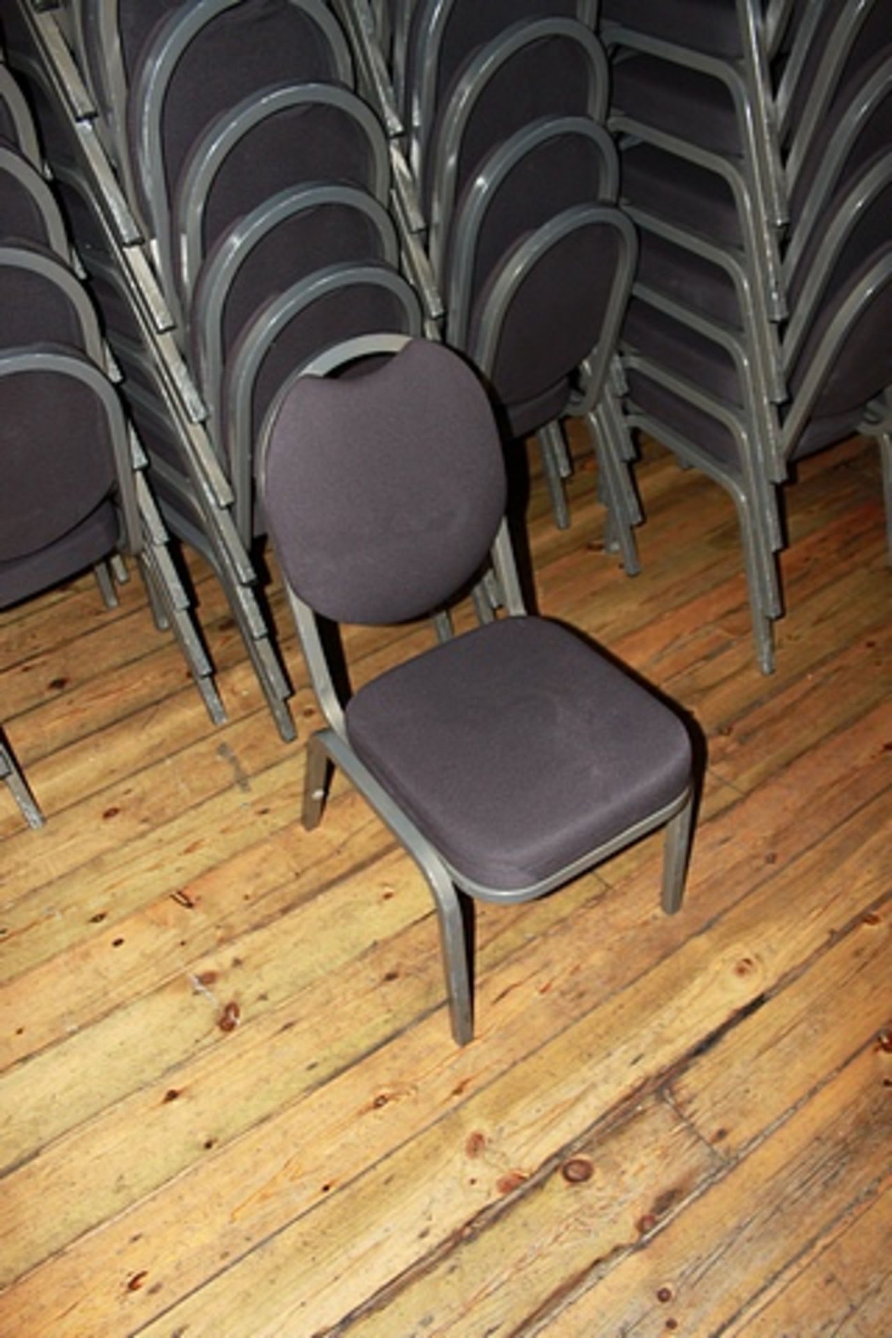 20 x Burgess Fiora stacking aluminium banquet chairs 420mm seat pitch x 870mm tall