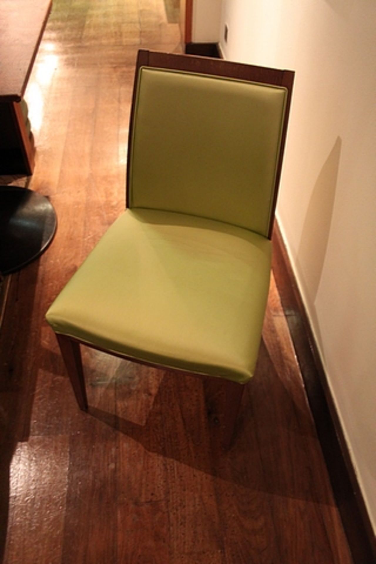 21 x Billiani dining chair oak frame with lime PU silk upholstery 440mm x 850mm