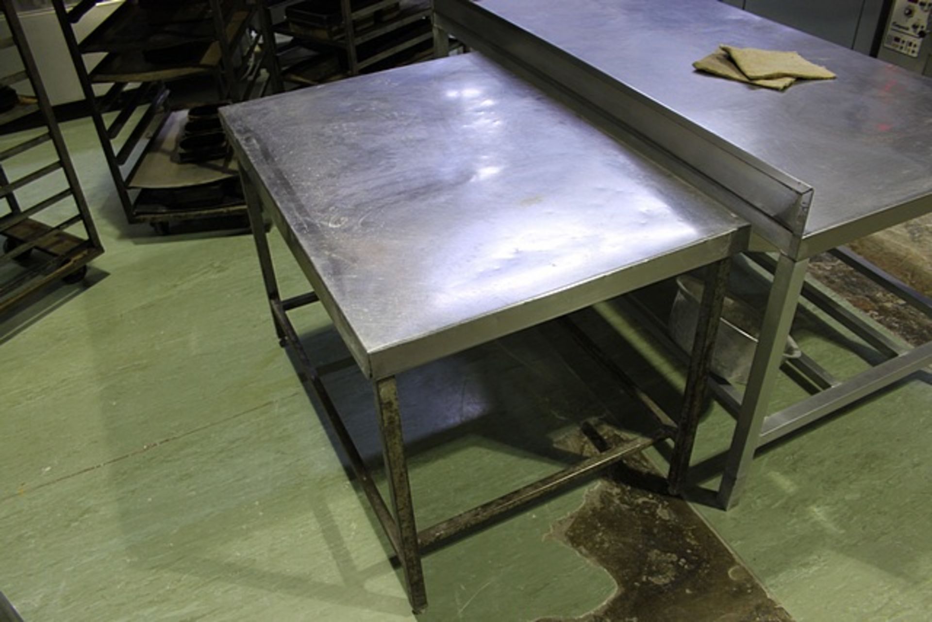 Stainless steel top table mobile 1750mm x 840mm