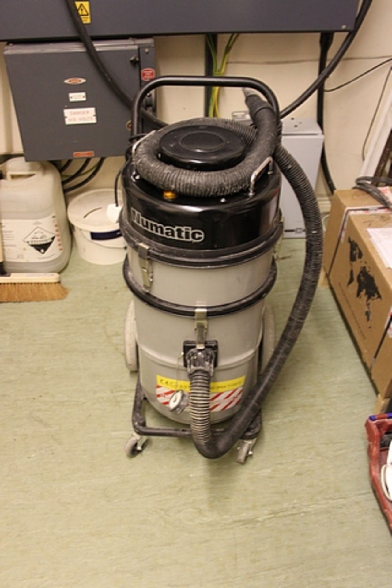 Numatic ATX 750-2 vacuum cleaner with Heppa filter