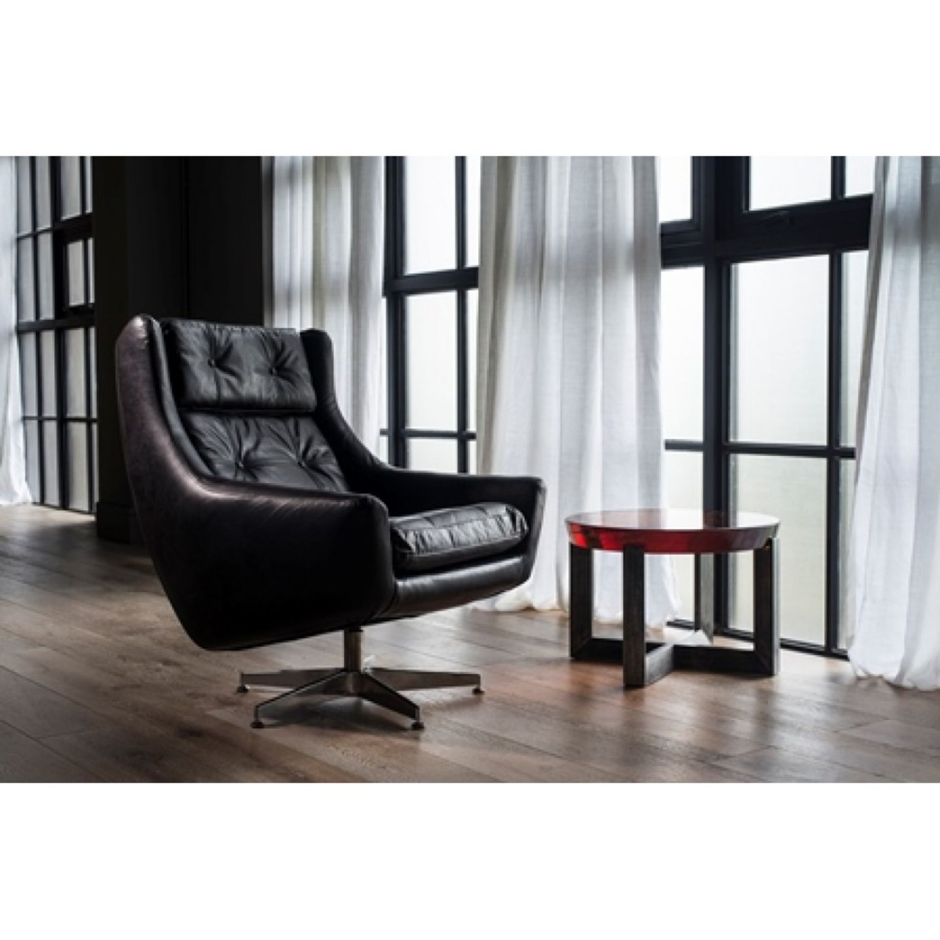 Detroit Chair Antique Whisky Leather 80 X 90 X 94cm