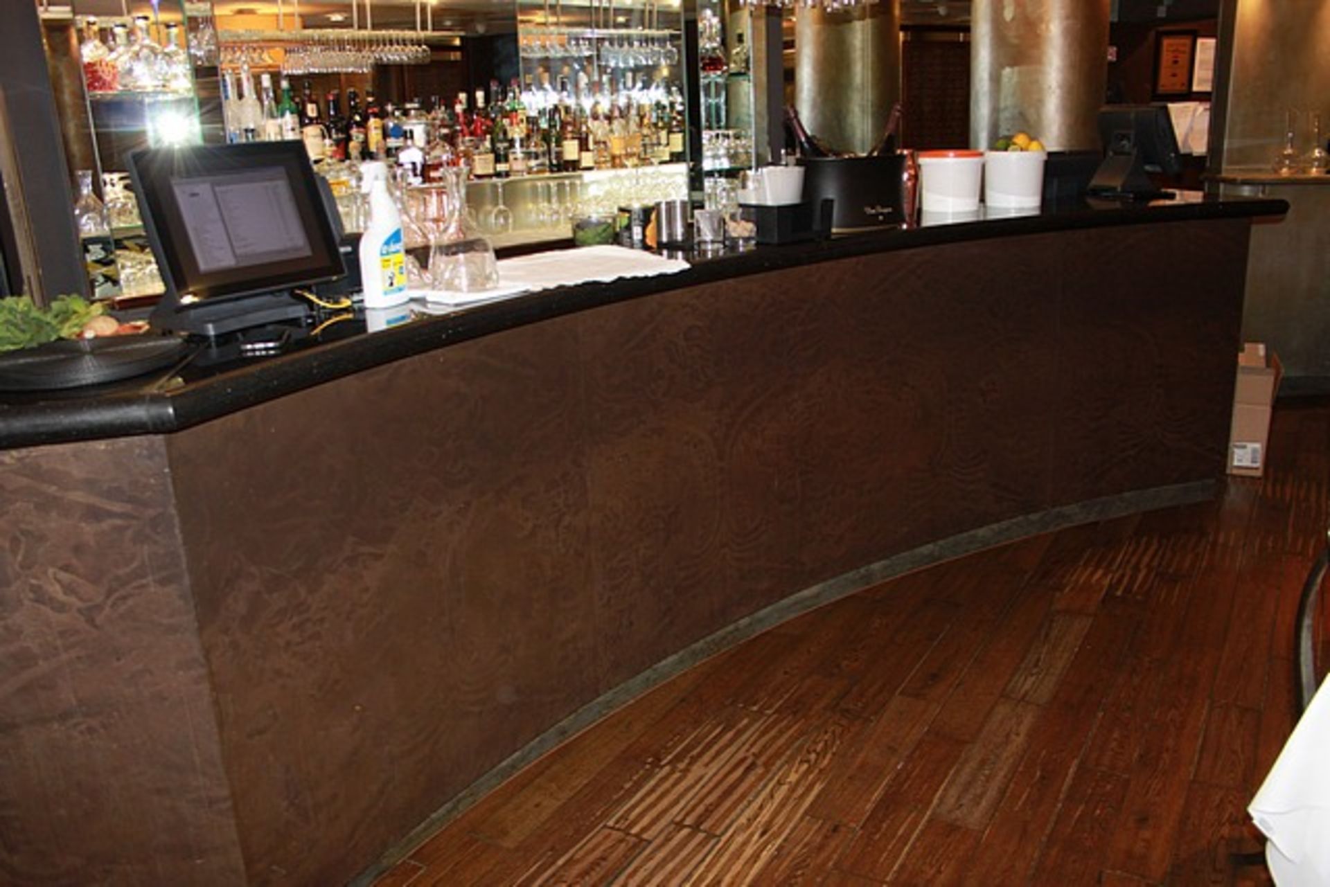 Complete bar counter comprising of a dark wood copper effect laminated front bar with honed marble - Image 5 of 8