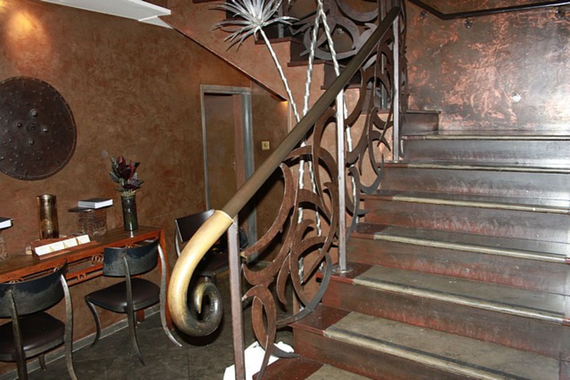 Balustrade staircase railing 2.4m x 2.4m curved to match staircase constructed of metal with - Image 2 of 5