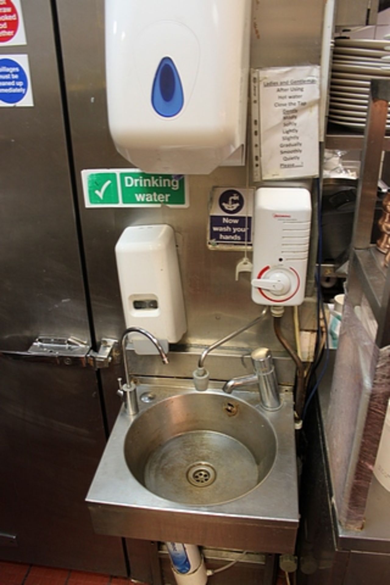 Stainless steel wall mounted hand wash basin