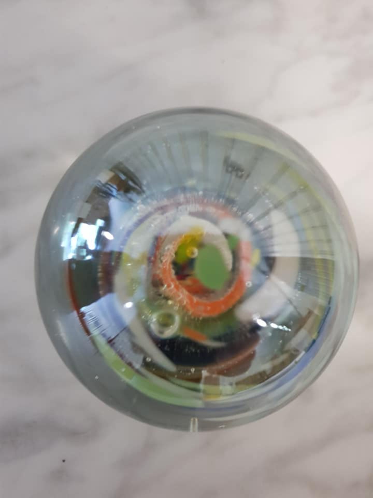 Bohemian blown art glass sphere paperweight 6cm multicolour middle with controlled bubbles design - Image 2 of 2
