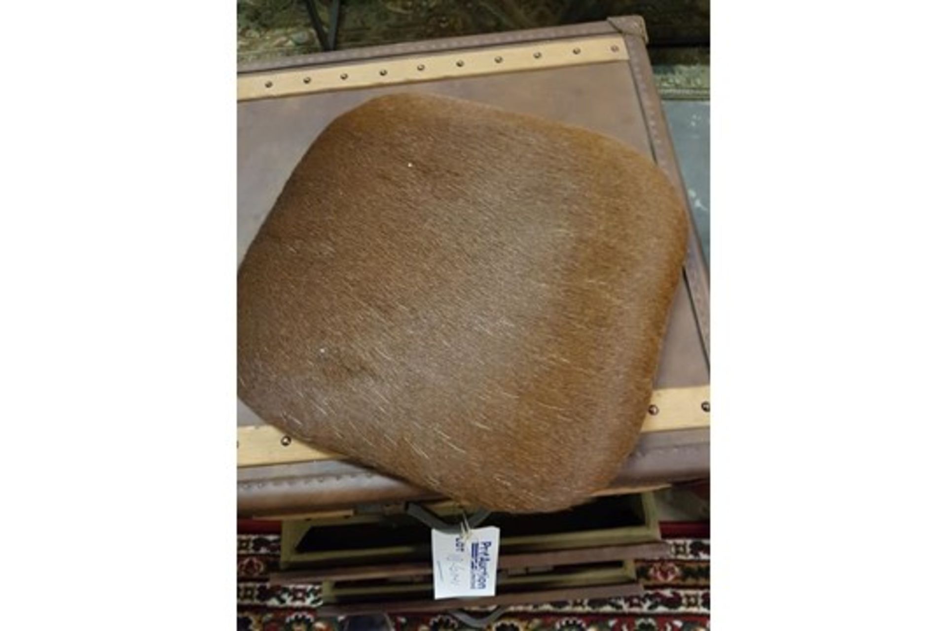 4 x Natural Hides Upholstered Seat Pad Cushion for Stools 2 x 40cm & 2 x 52cm - Image 2 of 4