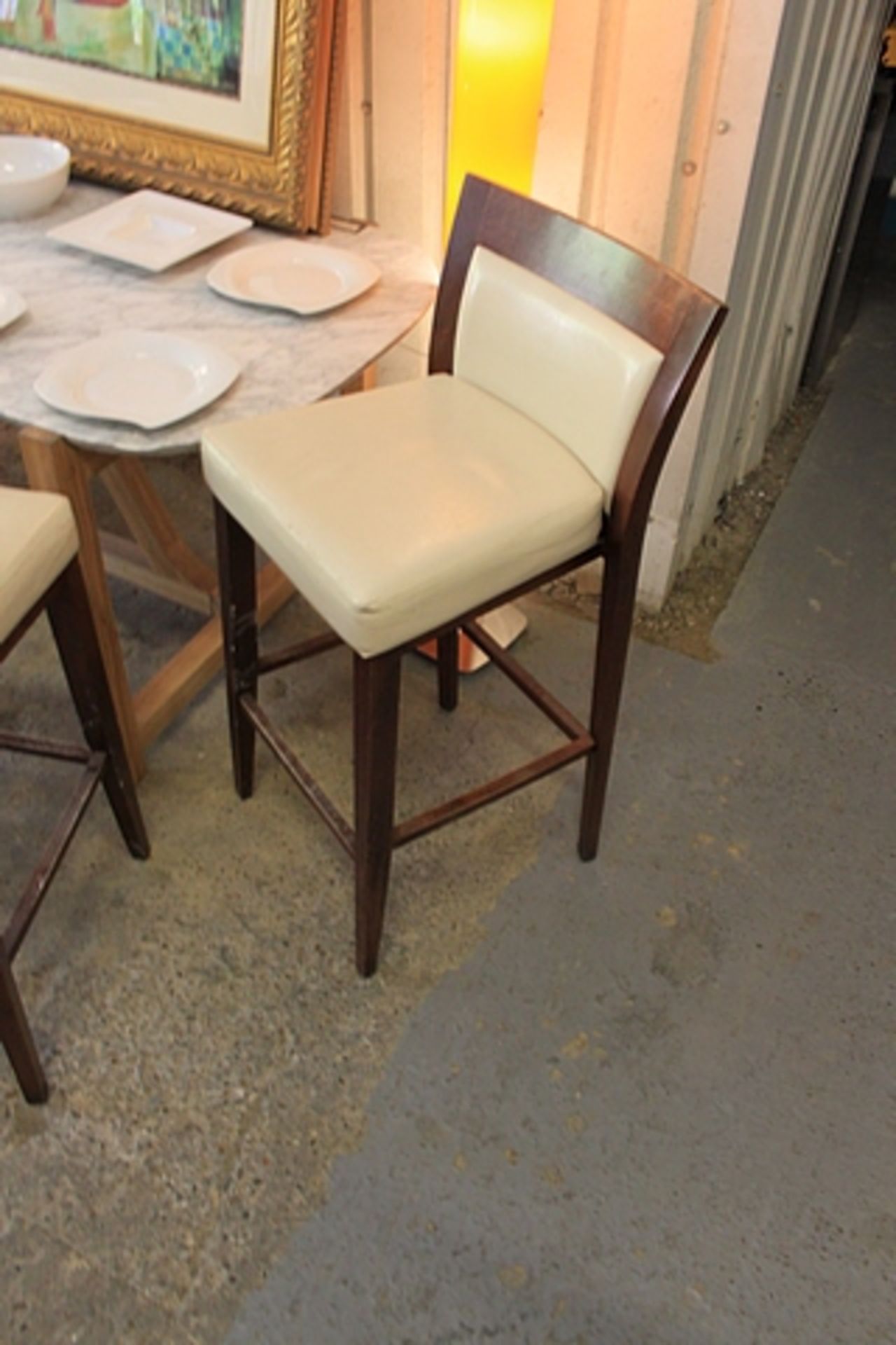 5 x Capricorn Sila bar Stool stylish modern looking italian made high stool in wood finish cream