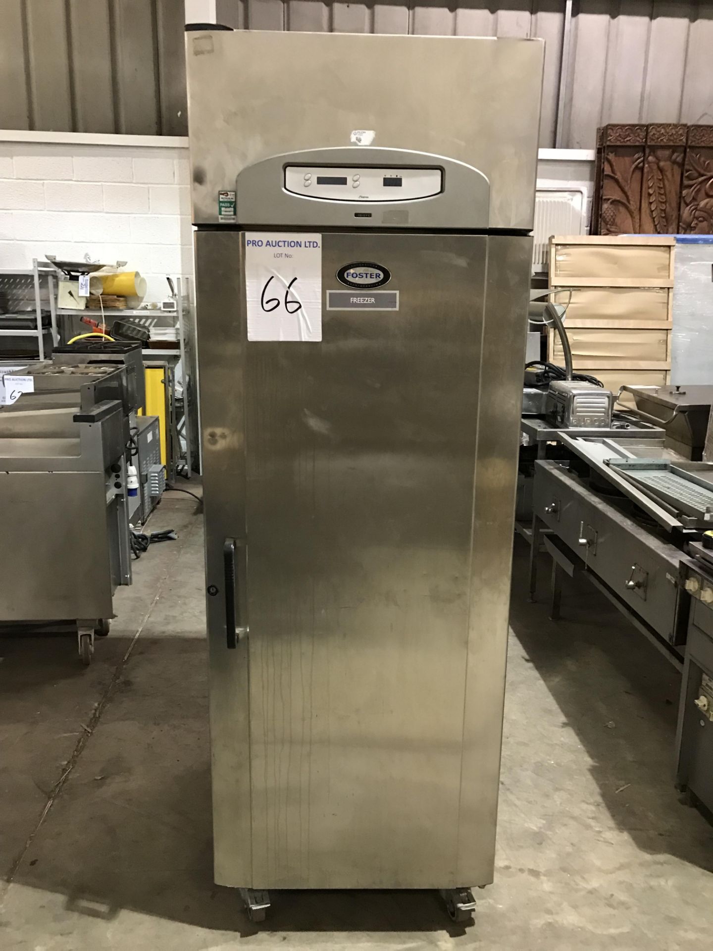 Foster PREM20BSF Bakery Freezer single door capacity - 20 trays (20 pairs of tray slides supplied)