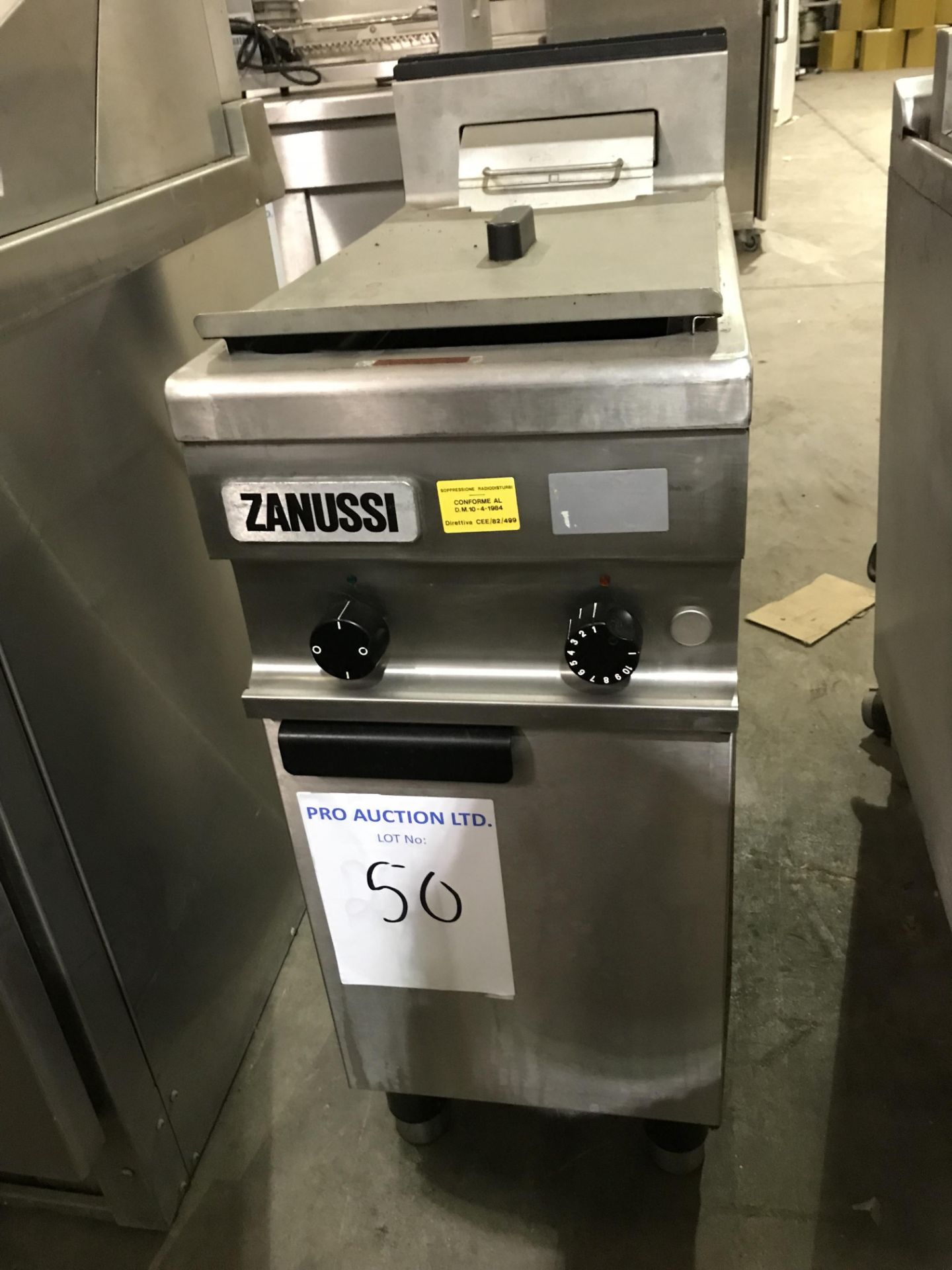 Zanussi Professional 165540 single basket single tank freestanding electric fryer 21 litre tank