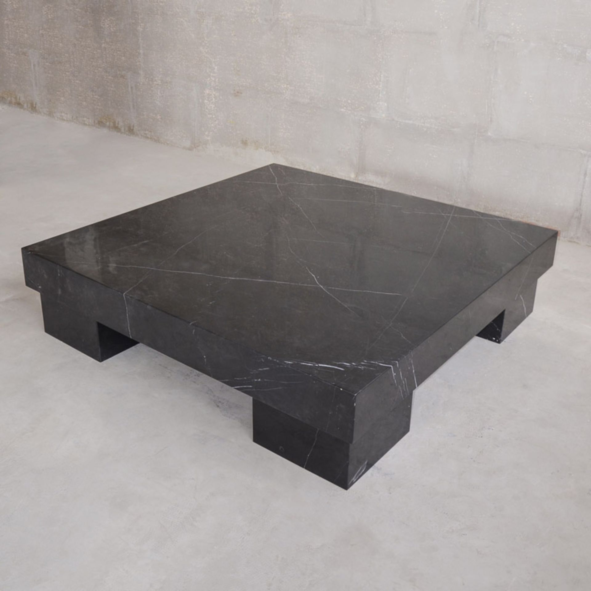 Big Foot Coffee Table Id 50x 80-Polished Black Marble 203 x 127 x 38cm RRP £5700 ( Location A7 -