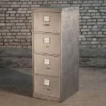 American Lockers 4 Draw-Buff Steel 47 5x61x133 2cm RRP £1200 ( Location A7 -337)