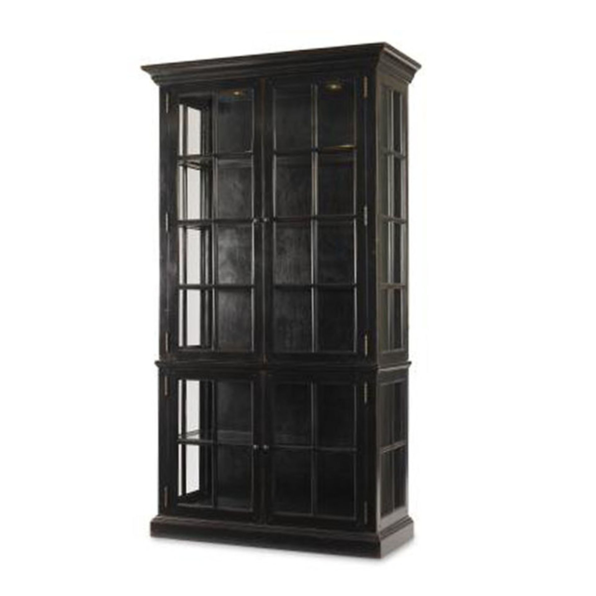 Waltham Cabinet A classic beautifully carved display cabinet 126.5 x 53.5 x 229.1 cm MSRP £3690