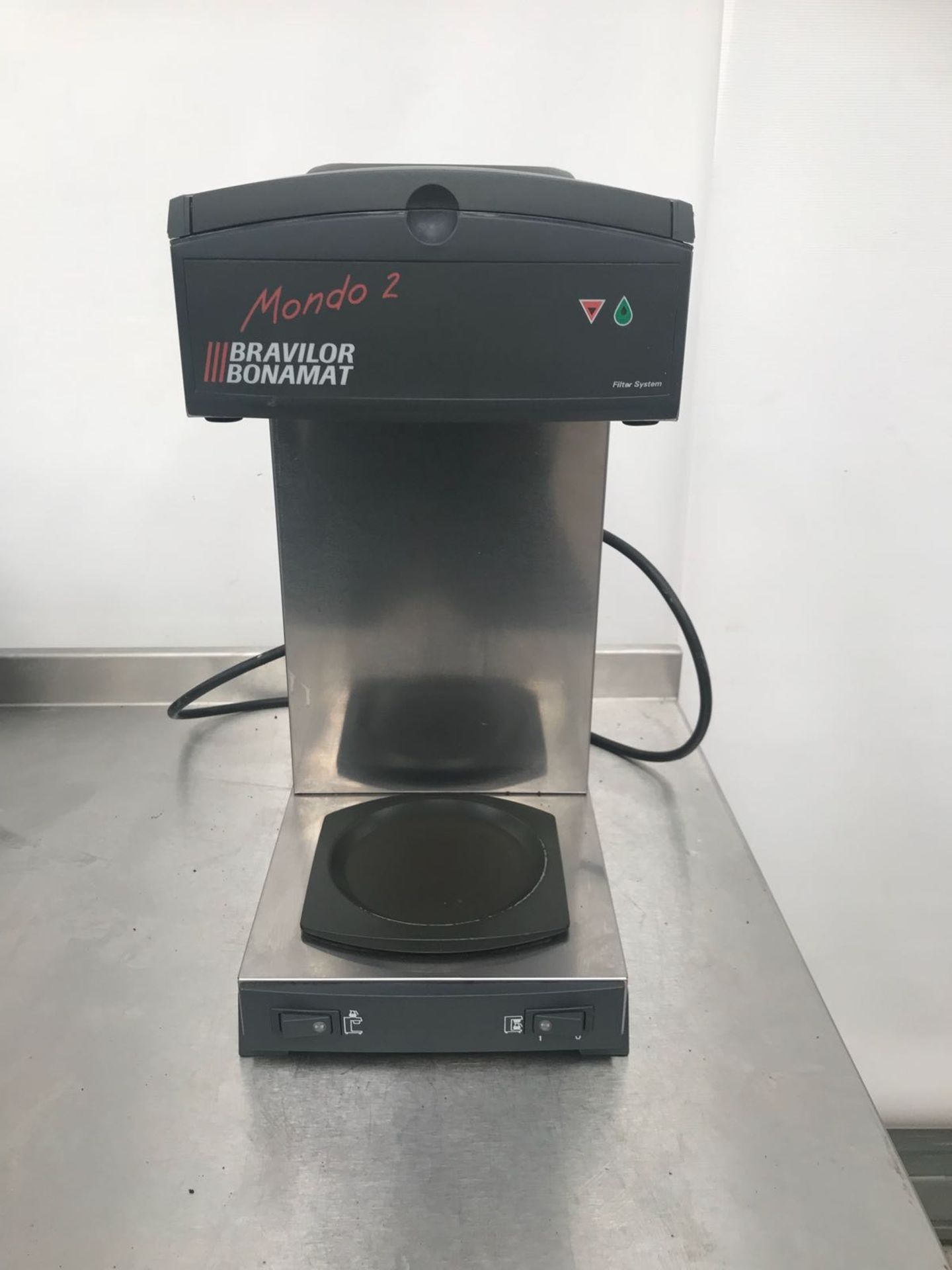 Bravilor MND2-021 Filter Coffee Machine The Bravilor Bonamat Novo filter coffee machines is one of